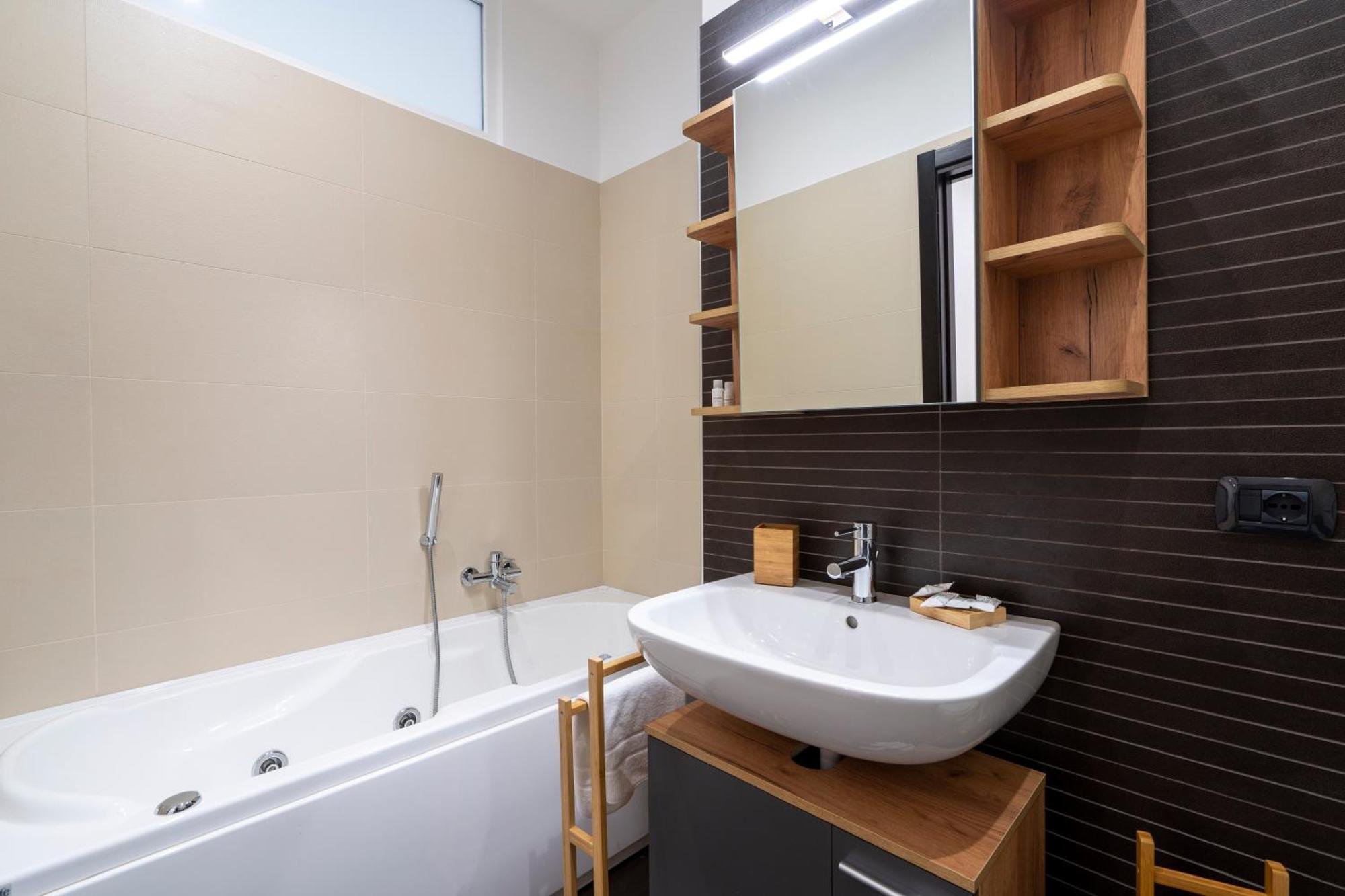 Boscoincitta Apt With Garage And Whirlpool Tub Bari Extérieur photo